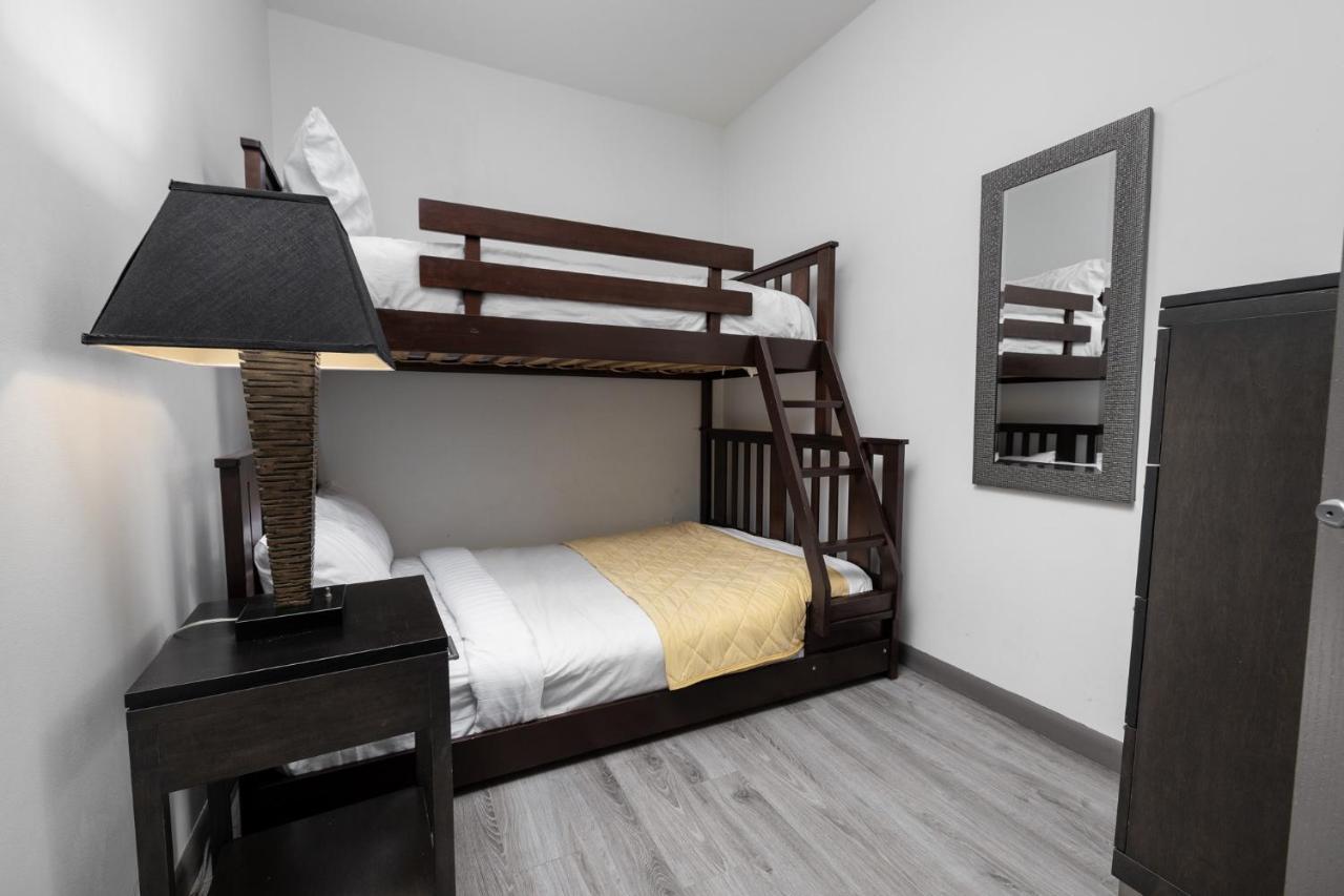 Upgraded Lakeside Resort Dream Vacation Home Kelowna Exterior photo